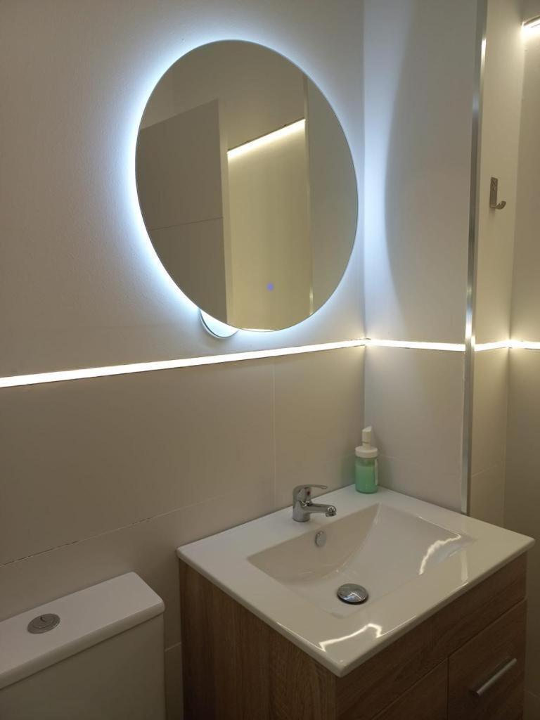 Apartamentos Rocablanca Benidorm Rum bild
